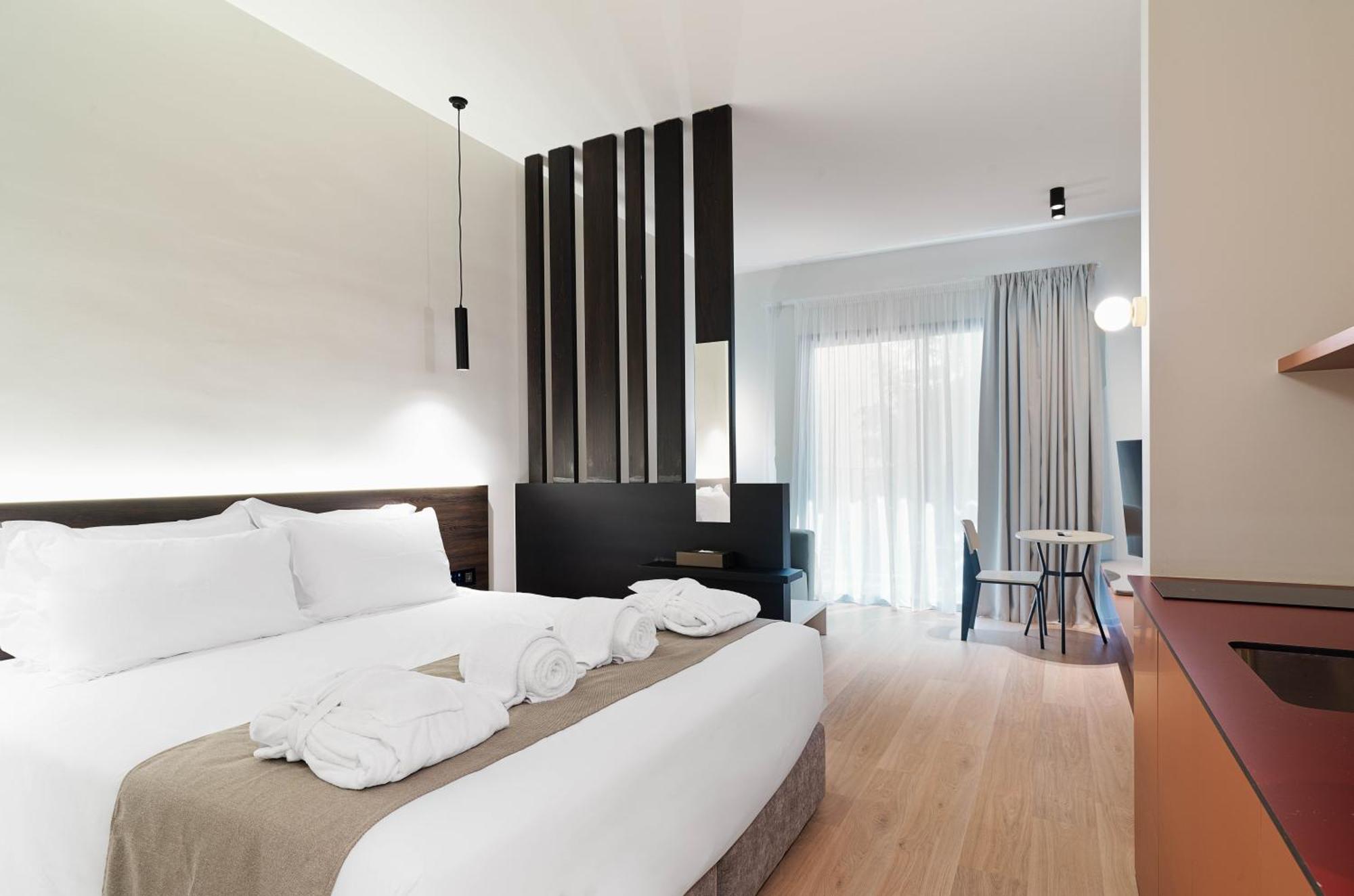 Alinea Diono Historic Center Aparthotel Лимасол Екстериор снимка