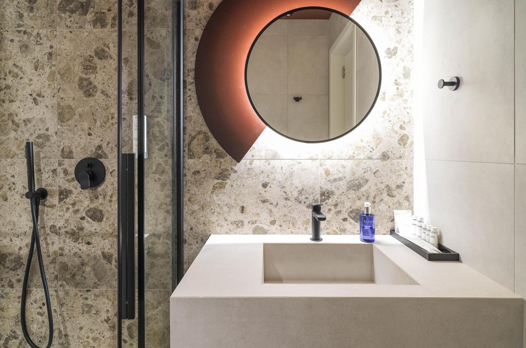 Alinea Diono Historic Center Aparthotel Лимасол Екстериор снимка